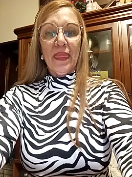 Snapshot of Melmamalhuda@xh chatting on March 2025 11:09:01 PM Melmamalhudaxh online show from March 2025 11:09:01 PM