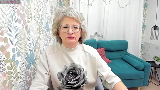 EvelynJoyful online show from December 2024 09:24:01 AM