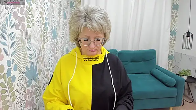 EvelynJoyful online show from March 2025 05:16:01 AM