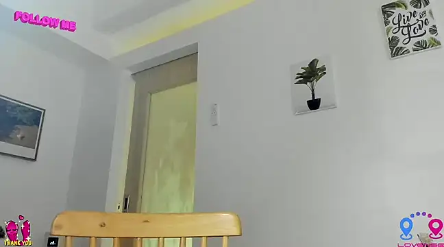 hottycrishina online show from January 2025 05:10:01 AM