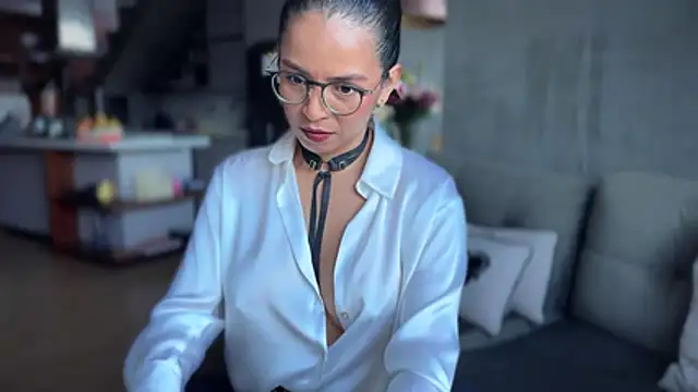 Snapshot of illaroom chatting on November 2025 10:21:01 PM illaroom online show from November 2025 10:21:01 PM