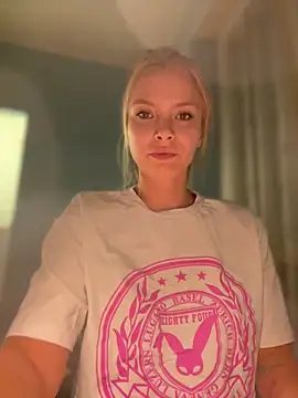 AnastasiaAniess online show from January 2025 08:39:01 PM