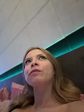 AnastasiaAniess online show from March 2025 08:40:02 PM