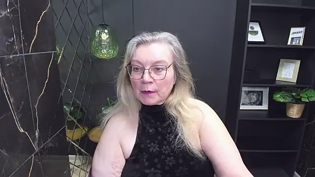 NataliMellow online show from February 2025 01:11:02 PM