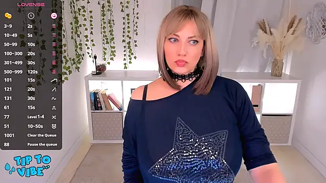 Snapshot of JillSpacey chatting on March 2025 10:41:02 PM JillSpacey online show from March 2025 10:41:02 PM