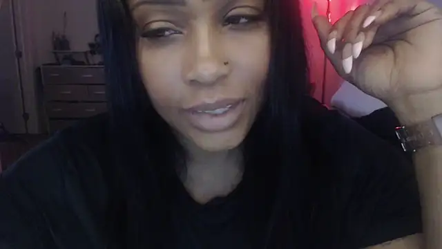 Snapshot of theMicahLilithExperience chatting on May 2026 01:36:01 AM theMicahLilithExperience online show from May 2026 01:36:01 AM