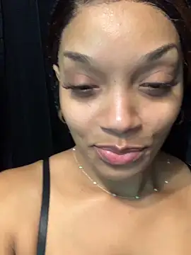 Rakiyahcharms online show from November 2025 10:23:02 PM