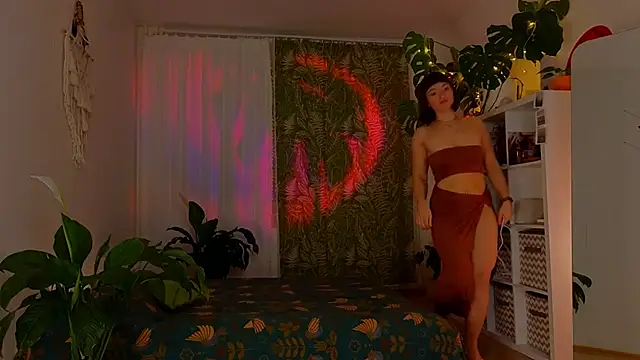 lana sky online show from February 2025 08:45:01 PM