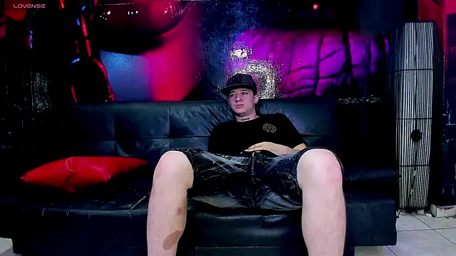 AmazingPartys online show from March 2025 12:39:02 PM