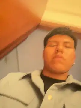 mikeeeeeell online show from May 2026 07:37:02 PM