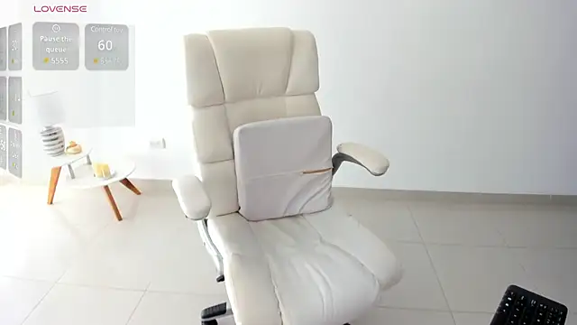 renata t  online show from January 2025 02:14:01 PM