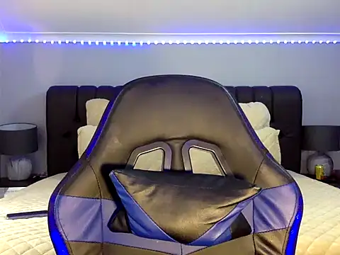 BOOTYBANGER24xx online show from September 2025 09:09:01 AM