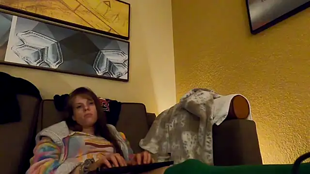 TheDaisyChaos online show from December 2024 06:32:02 AM