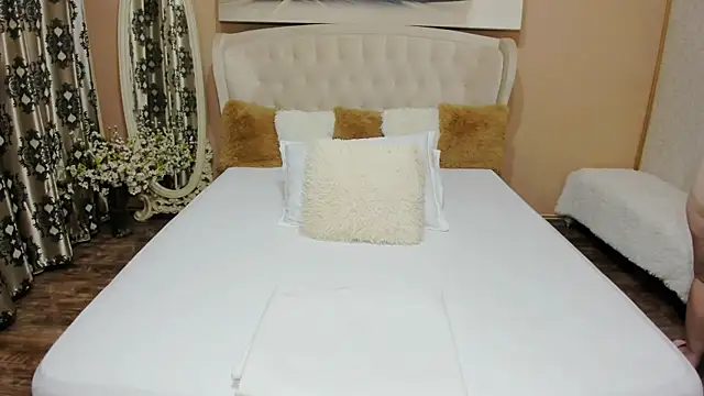 AnneRainn online show from October 2025 07:14:01 PM