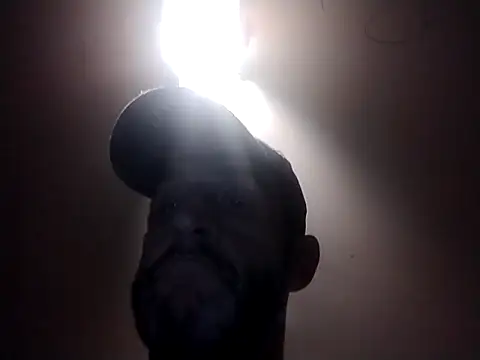 Snapshot of ThickDMatty@xh chatting on February 2025 01:47:02 AM ThickDMattyxh online show from February 2025 01:47:02 AM