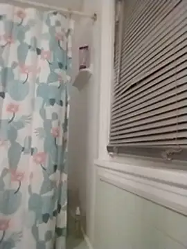 Snapshot of ThickDMatty@xh chatting on November 2025 04:04:01 AM ThickDMattyxh online show from November 2025 04:04:01 AM