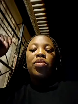 SWEETDOLLY29XX online show from March 2025 06:03:02 PM