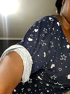 SWEETDOLLY29XX online show from September 2025 12:34:01 AM