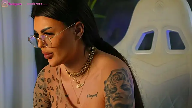 perfectt33n online show from December 2024 12:16:01 PM