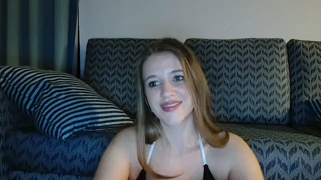 Neonstar online show from December 2024 09:45:01 PM