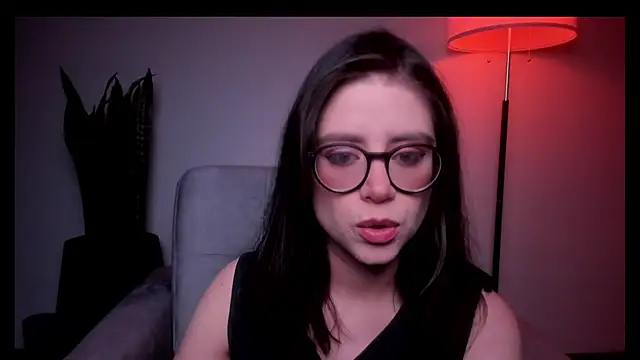 HazelKush online show from April 2026 08:18:01 PM