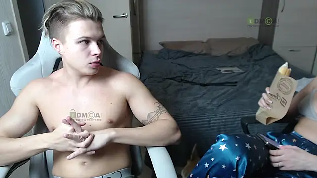 Sunny-Girl1 online show from February 2025 03:32:01 PM