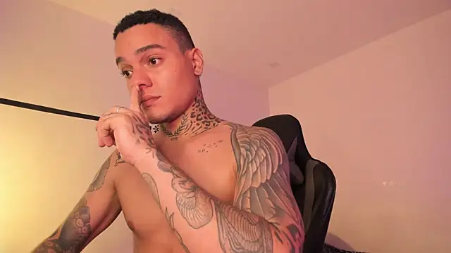 ImDominike online show from December 2024 04:09:01 AM