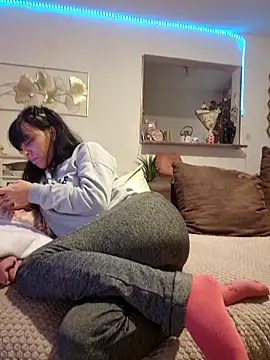 misscectito13 online show from March 2025 01:45:01 PM