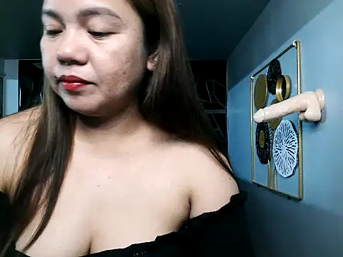 ambersmile online show from February 2025 10:39:02 PM