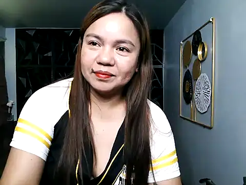 ambersmile online show from March 2025 09:10:02 AM