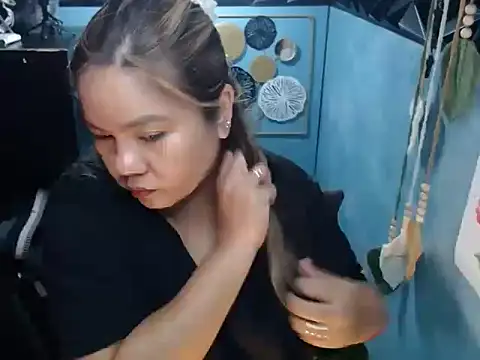 ambersmile online show from January 2026 01:29:01 AM