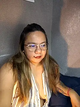 ambersmile online show from March 2026 09:51:01 PM