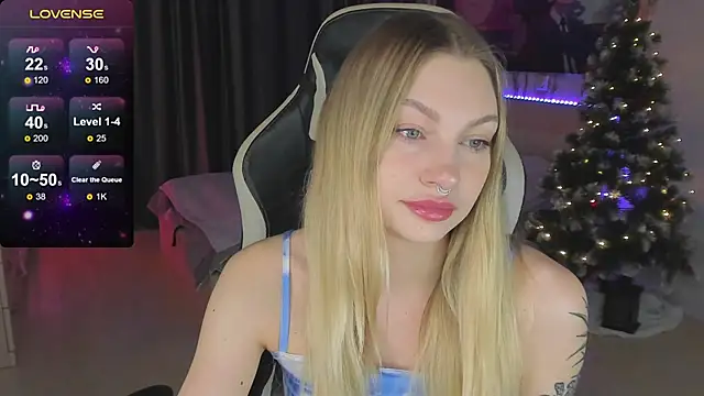 BiMolly online show from February 2025 11:13:02 PM