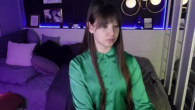 ElizaMild online show from February 2025 04:48:02 PM