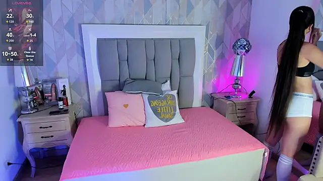 Princsgirl  online show from November 2025 07:32:02 PM