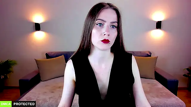 Snapshot of TheWoman__ chatting on September 2025 06:44:01 PM TheWoman online show from September 2025 06:44:01 PM