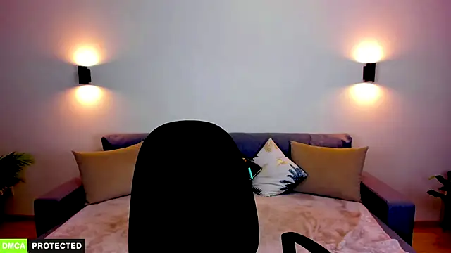 Snapshot of TheWoman__ chatting on October 2025 06:53:01 PM TheWoman online show from October 2025 06:53:01 PM