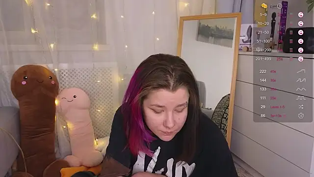 Mira Falls online show from January 2025 12:07:02 PM