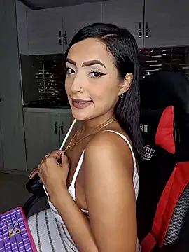 Shantal Lovee online show from December 2024 12:07:01 AM