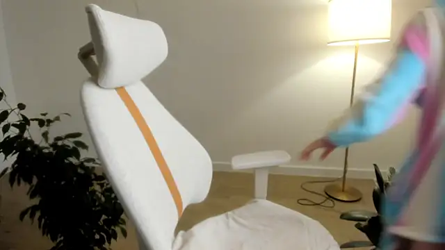 Pokemeboy online show from November 2025 06:32:01 PM