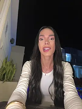 Snapshot of Michell_simons chatting on July 2026 05:43:02 AM Michell simons online show from July 2026 05:43:02 AM