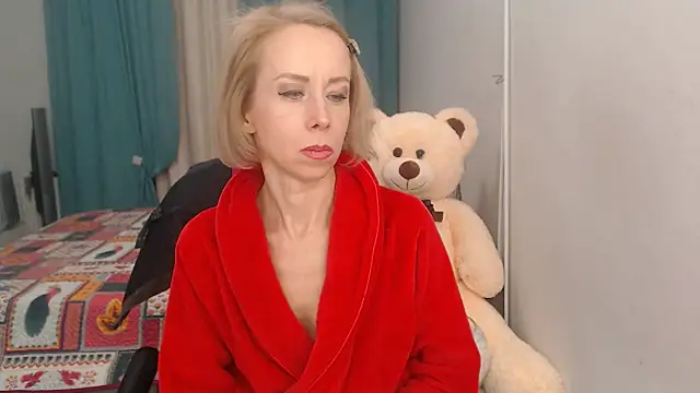 LuxuryNika online show from January 2025 06:49:01 PM