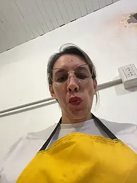 Gatitacarlita online show from May 2026 03:53:02 PM