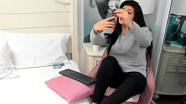 Heidix online show from January 2025 03:58:02 AM