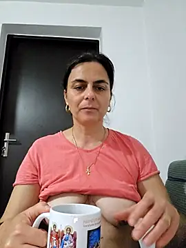 IsabelleCraft online show from December 2025 02:12:02 PM