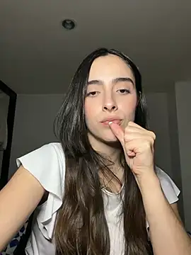 swrennn19 online show from February 2026 12:16:02 AM