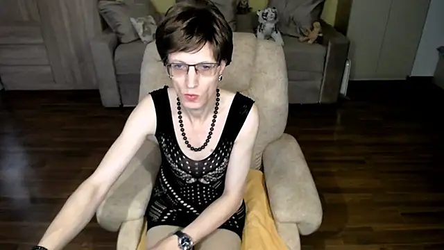 clementine online show from April 2026 07:56:01 AM