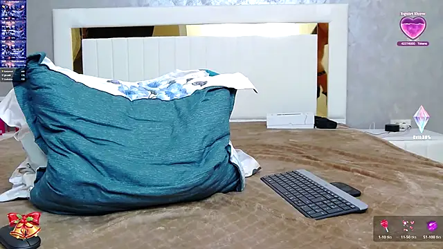 FlirtDeea online show from November 2025 03:49:02 AM