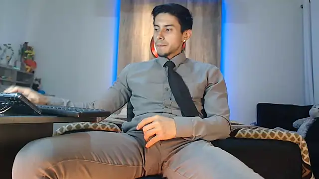 Snapshot of Andrew_4_ chatting on September 2025 04:12:01 AM Andrew 4 online show from September 2025 04:12:01 AM