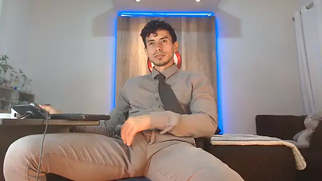 Snapshot of Andrew_4_ chatting on October 2025 04:49:02 AM Andrew 4 online show from October 2025 04:49:02 AM